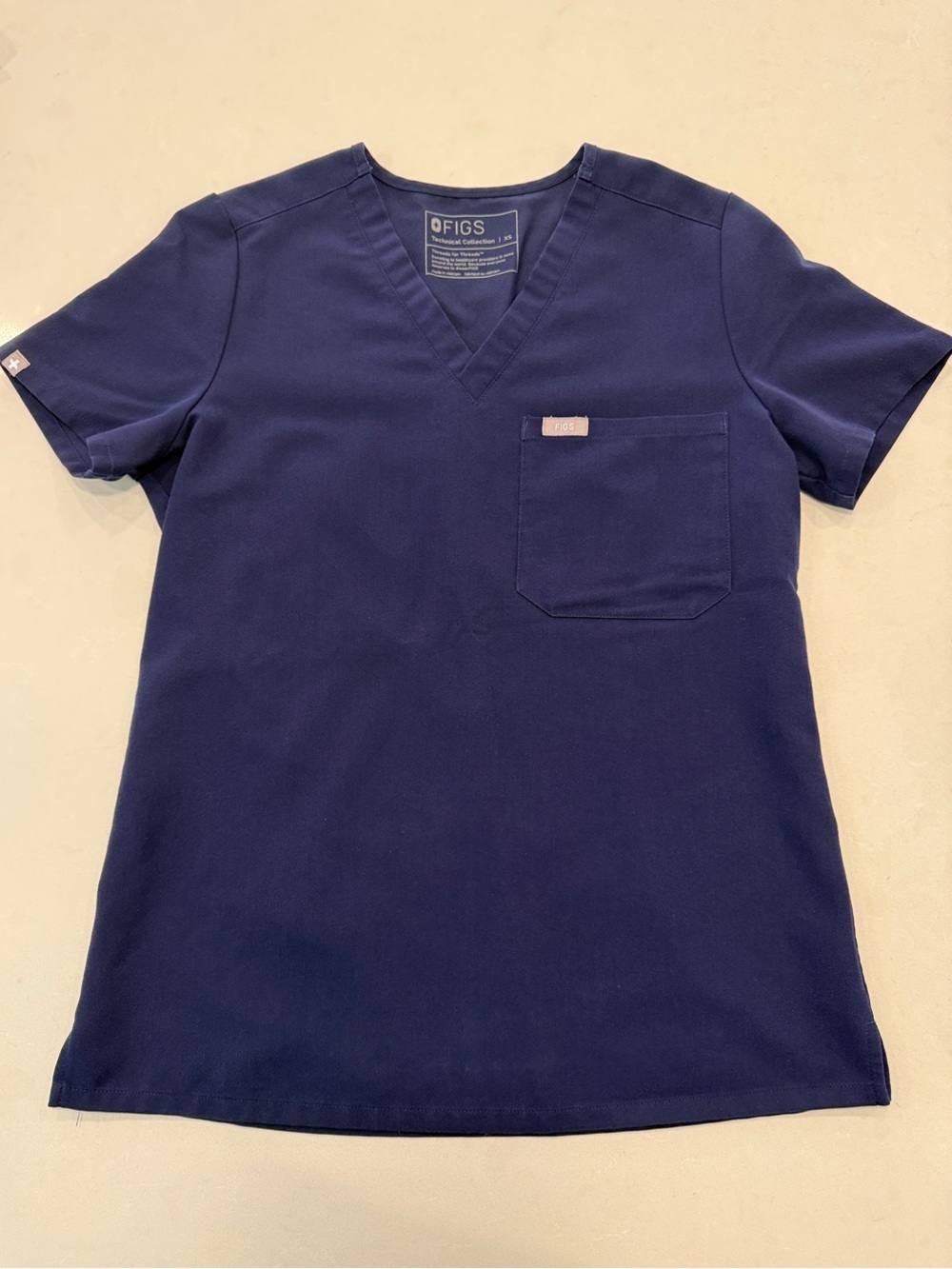 Figs Catarina Scrub Top in Navy